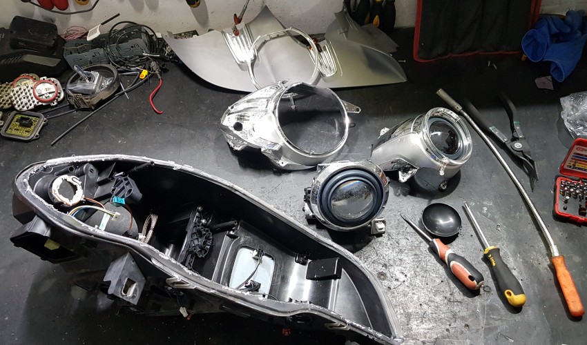 Reparatie faruri - BMW X5 E70